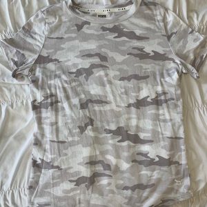 VS PINK Basic Tee